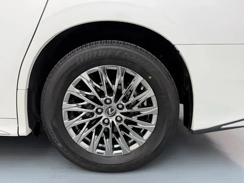 Lexus LM 2020 300h E-Four 7-Seat Elegant Edition — миниатюра 9
