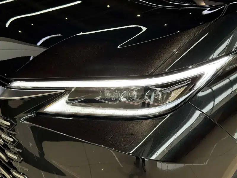 Lexus LM 500h DIRECT4 6-Seat Premium Edition (2026) — миниатюра 6