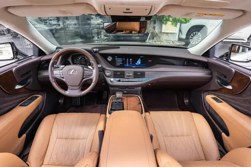 Lexus LS 2018 350 Luxury Edition (China VI Emission Standard) — миниатюра 14