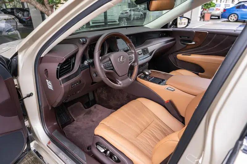 Lexus LS 2018 350 Luxury Edition (China VI Emission Standard) — миниатюра 19