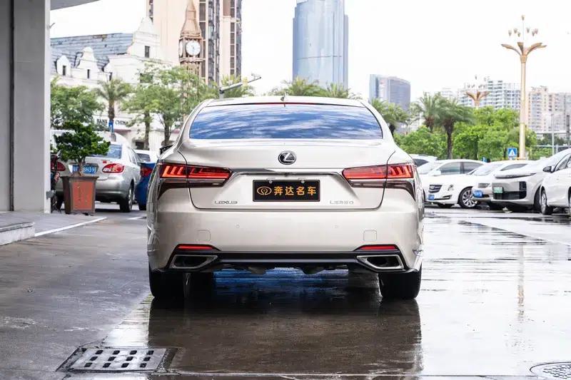 Lexus LS 2018 350 Luxury Edition (China VI Emission Standard) — миниатюра 4