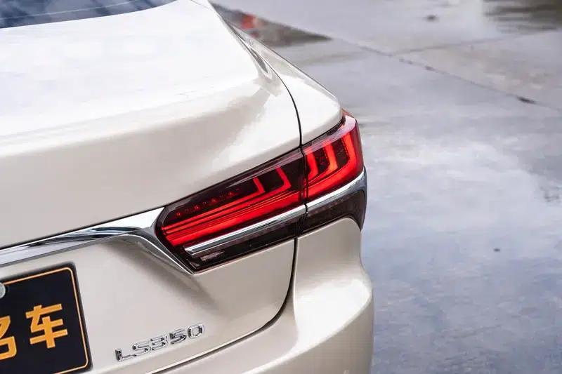 Lexus LS 2018 350 Luxury Edition (China VI Emission Standard) — миниатюра 7