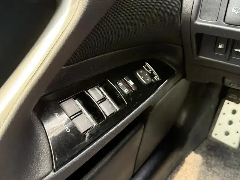 Lexus IS 2011 250 Dynamic Edition — миниатюра 26