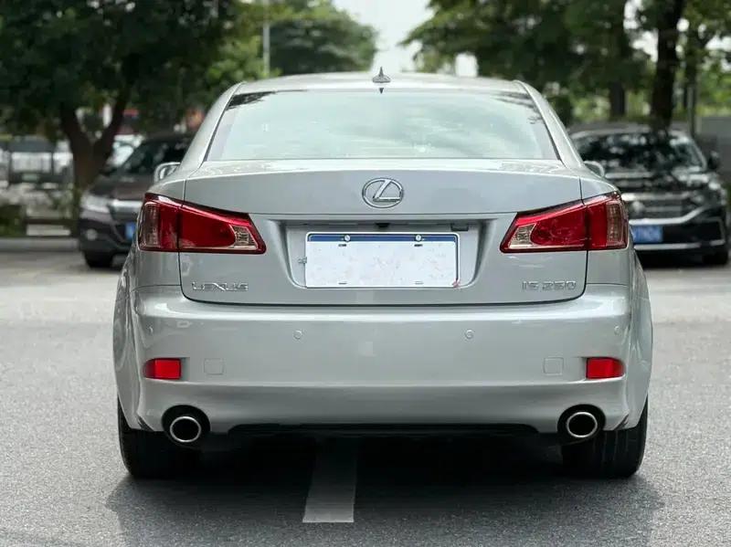 Lexus IS 2011 250 Dynamic Edition — миниатюра 6