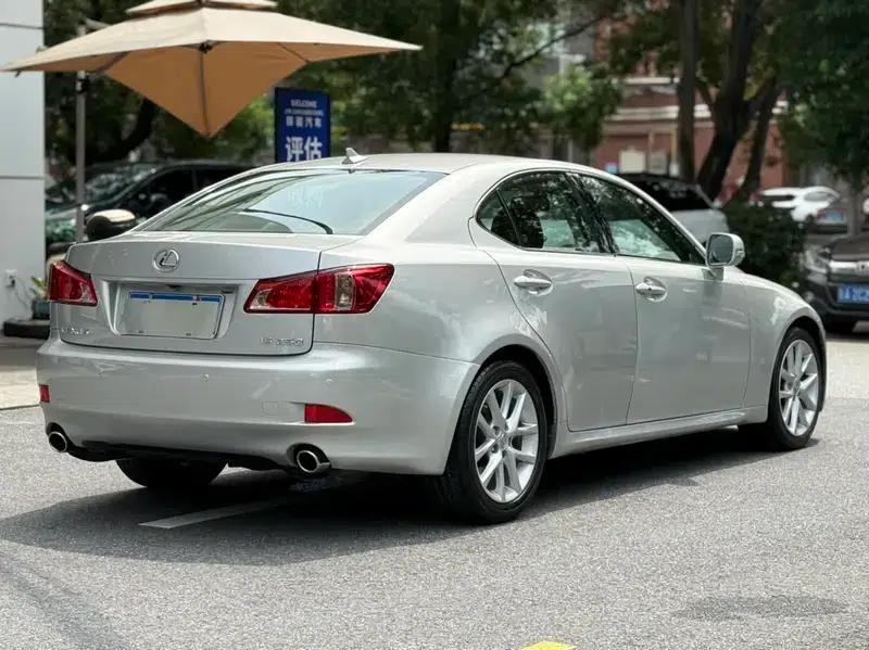 Lexus IS 2011 250 Dynamic Edition — миниатюра 7