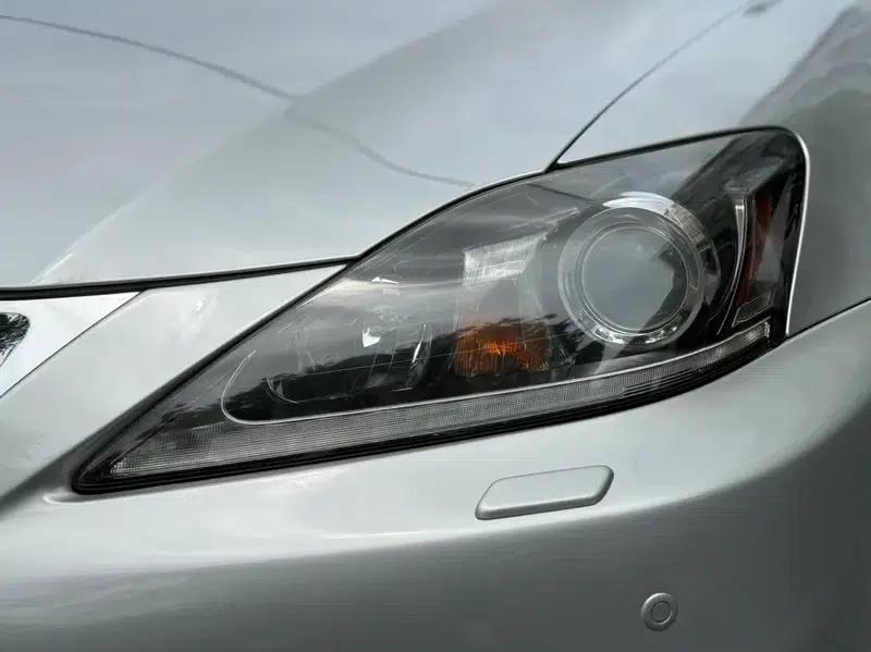 Lexus IS 2011 250 Dynamic Edition — миниатюра 8