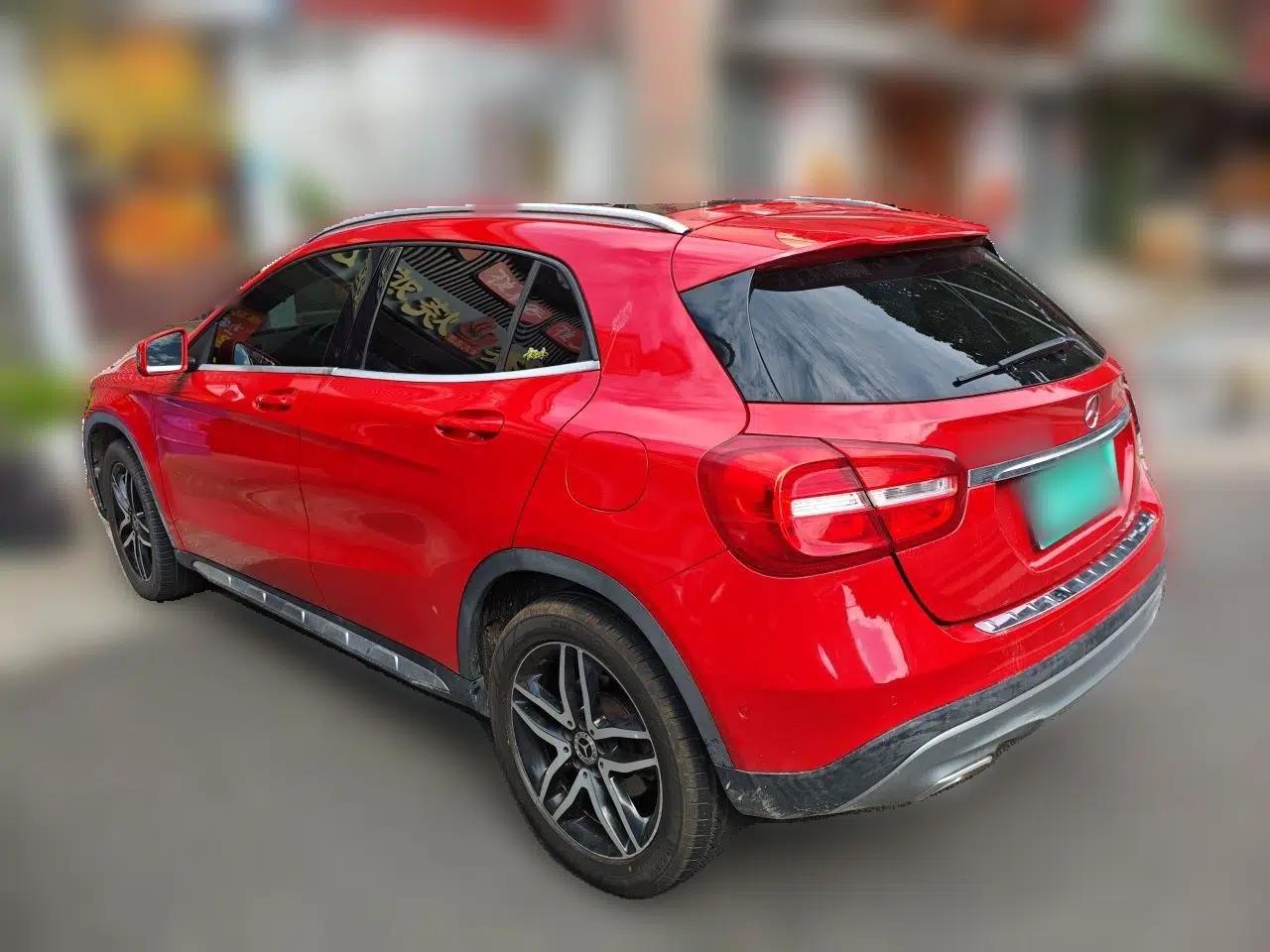 Mercedes-Benz GLA 2016 GLA 220 4MATIC Fashion Edition — миниатюра 4