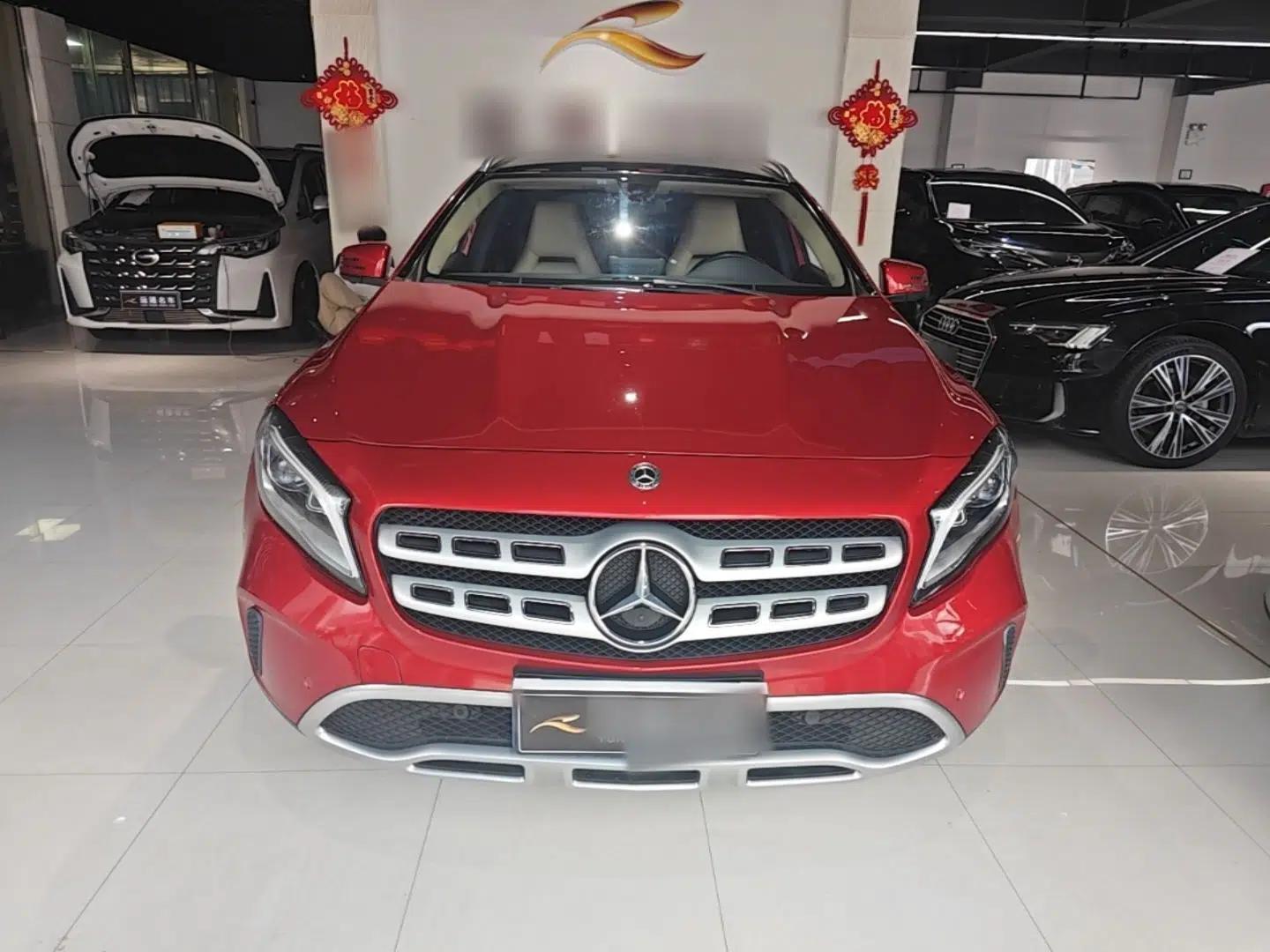 Mercedes-Benz GLA 2017 GLA 200 Fashion Model — миниатюра 2