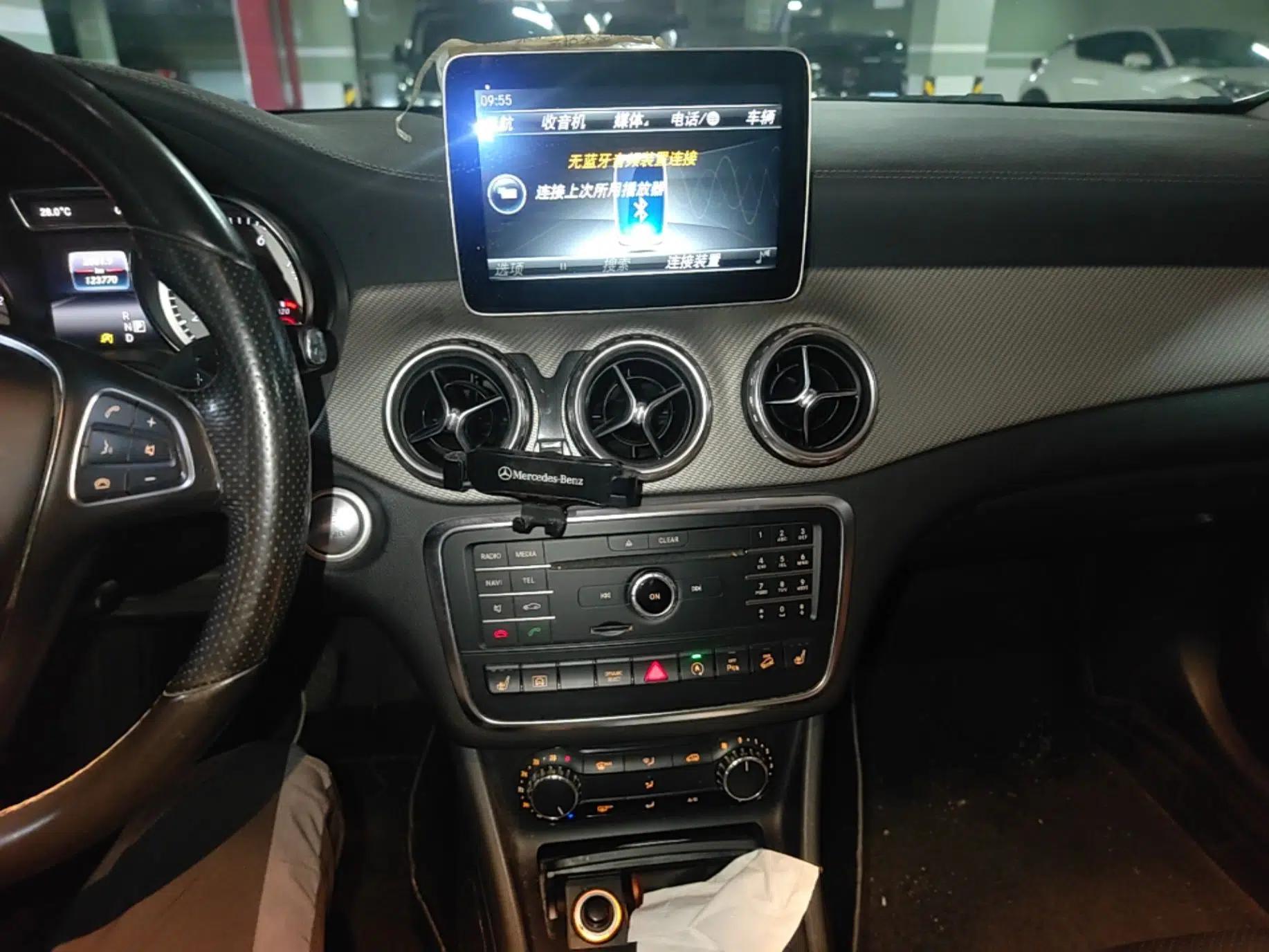Mercedes-Benz GLA 2016 GLA 220 4MATIC Fashion Edition — миниатюра 13