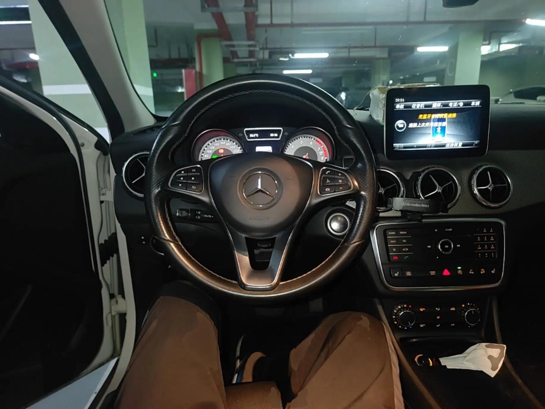 Mercedes-Benz GLA 2016 GLA 220 4MATIC Fashion Edition — миниатюра 10