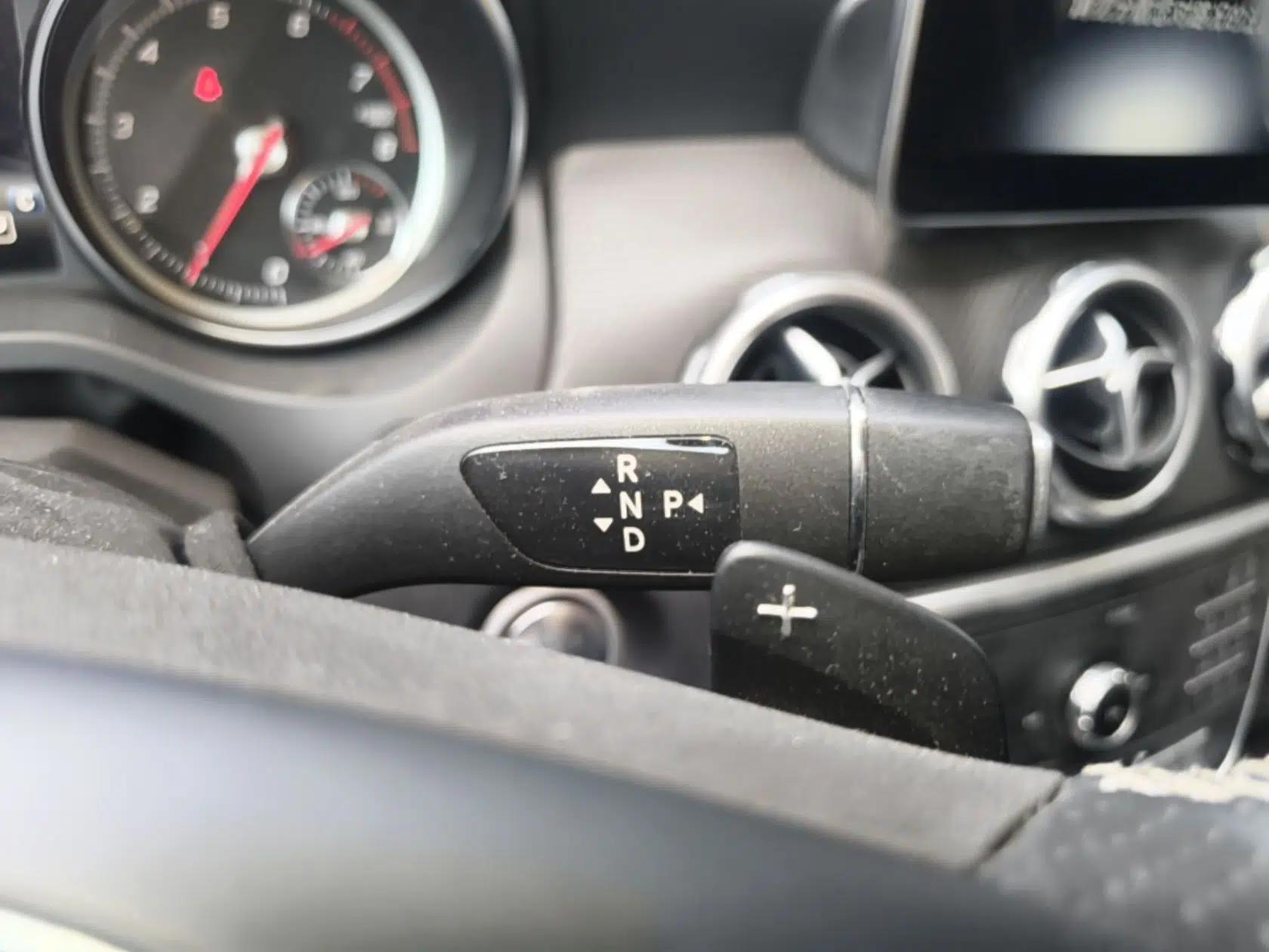 Mercedes-Benz GLA 2018 GLA 200 Fashion Model — миниатюра 25