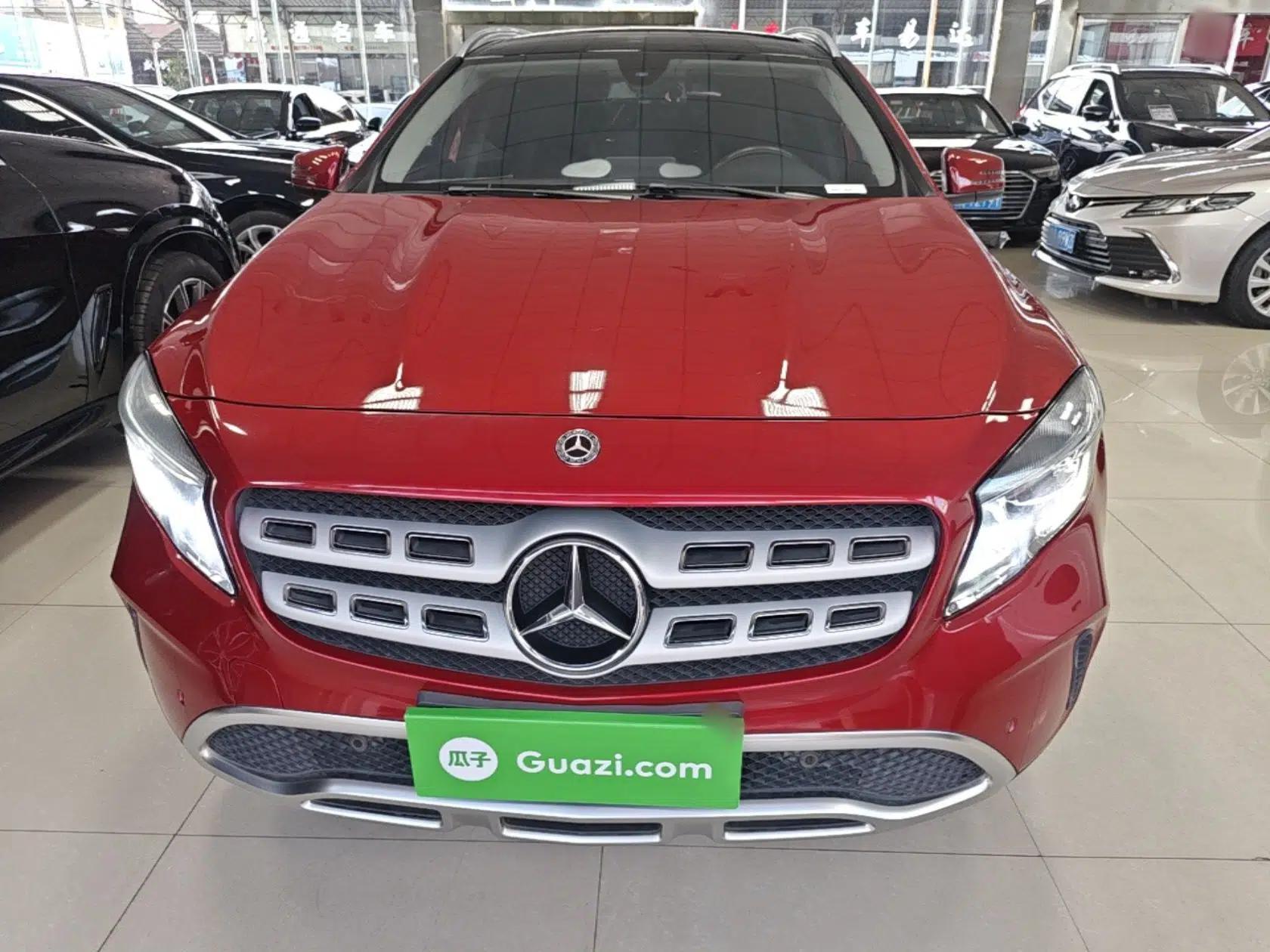 Mercedes-Benz GLA 2018 GLA 200 Sport Edition — миниатюра 2