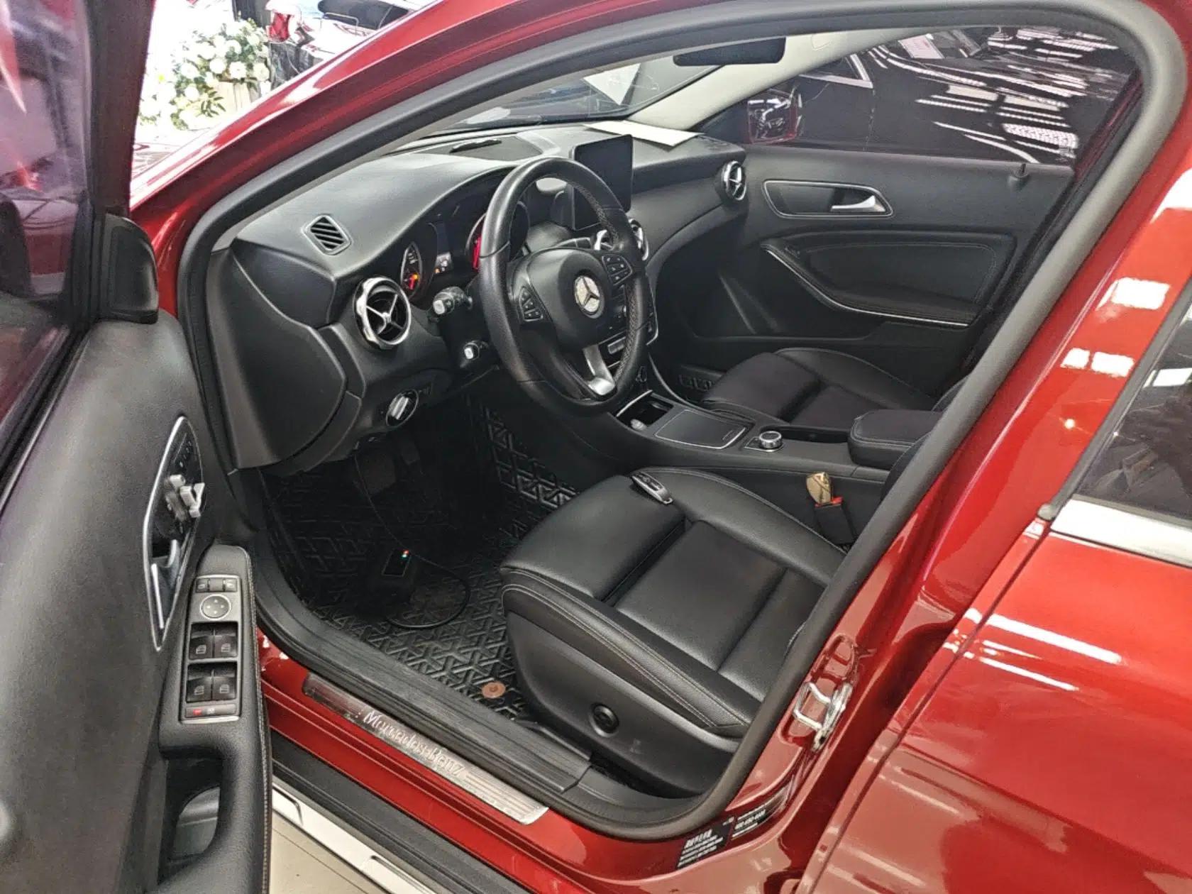 Mercedes-Benz GLA 2018 GLA 200 Sport Edition — миниатюра 22