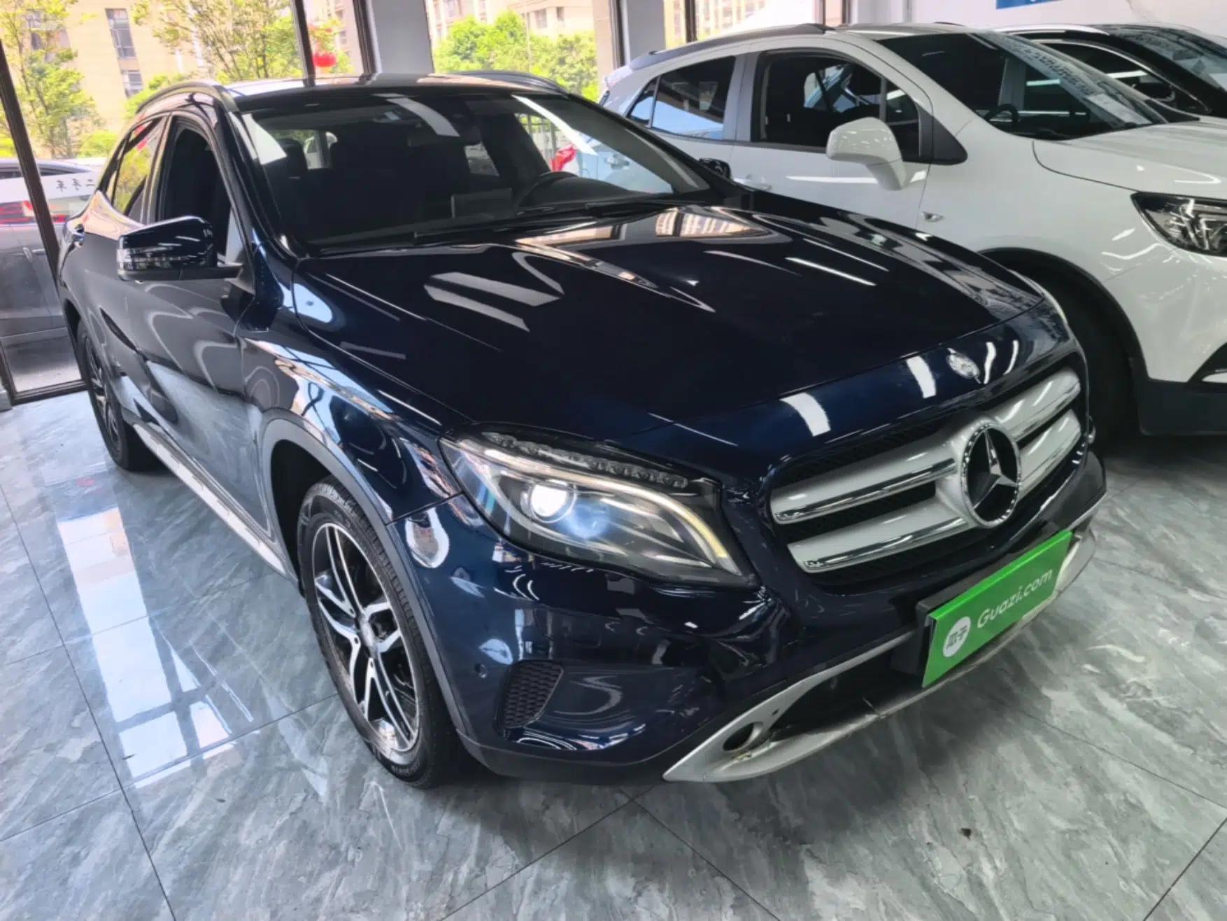 Mercedes-Benz GLA 2016 GLA 200 Fashion Model — миниатюра 3