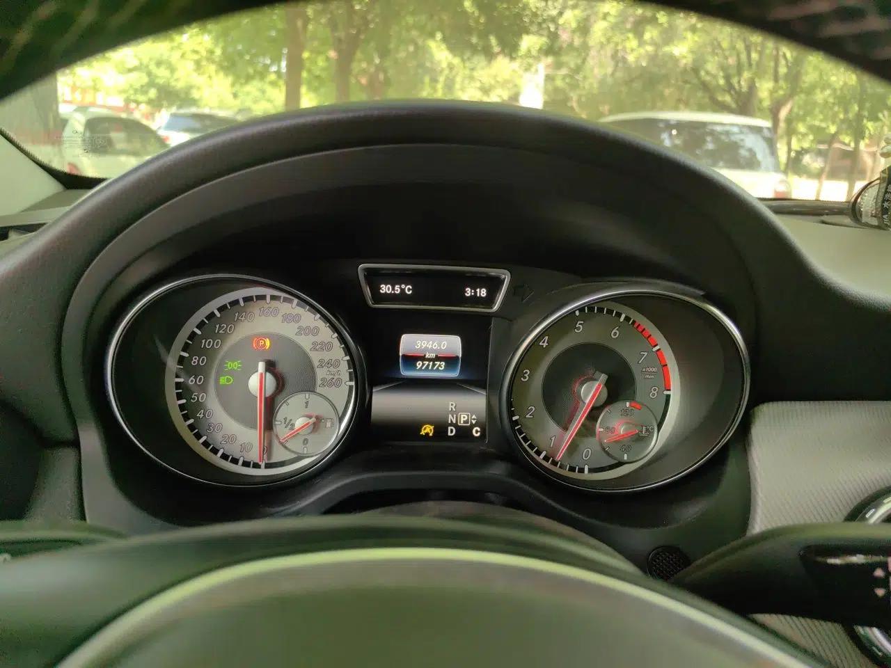 Mercedes-Benz GLA 2016 GLA 200 Sport Edition — миниатюра 11