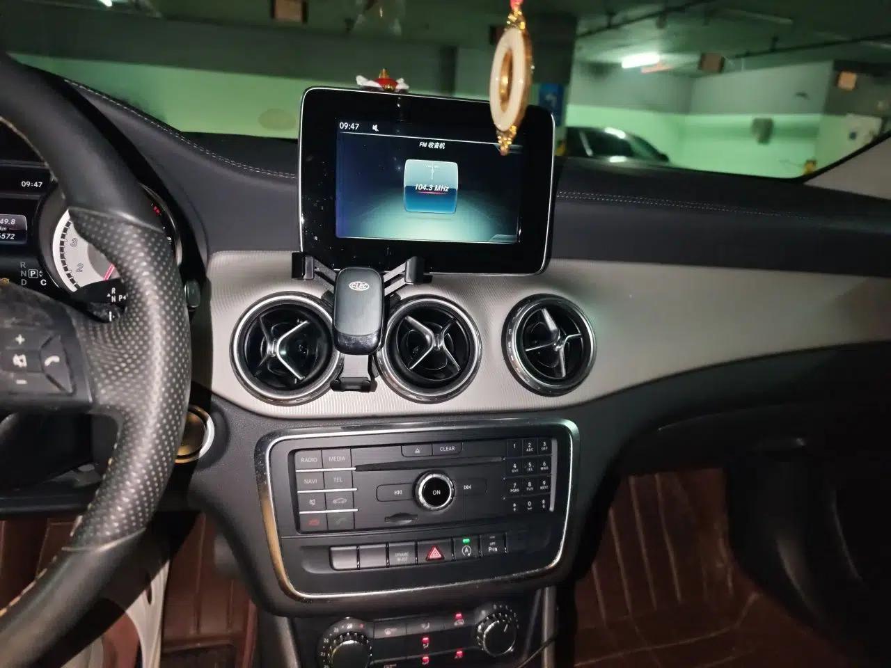 Mercedes-Benz GLA 2016 GLA 200 Fashion Model — миниатюра 13