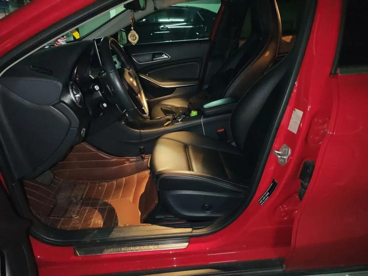 Mercedes-Benz GLA 2016 GLA 200 Fashion Model — миниатюра 15