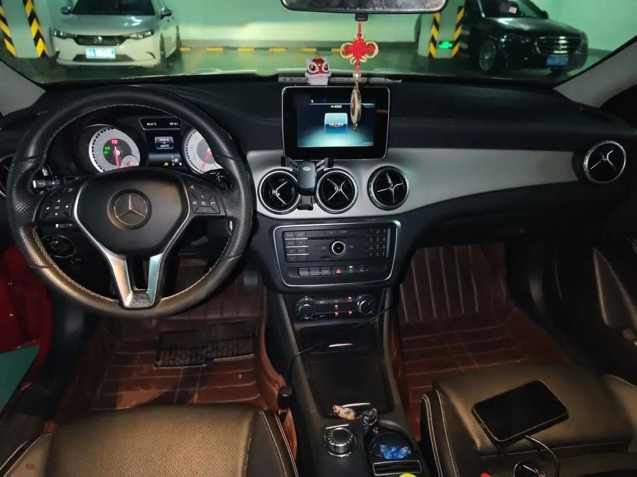 Mercedes-Benz GLA 2016 GLA 200 Fashion Model — миниатюра 9
