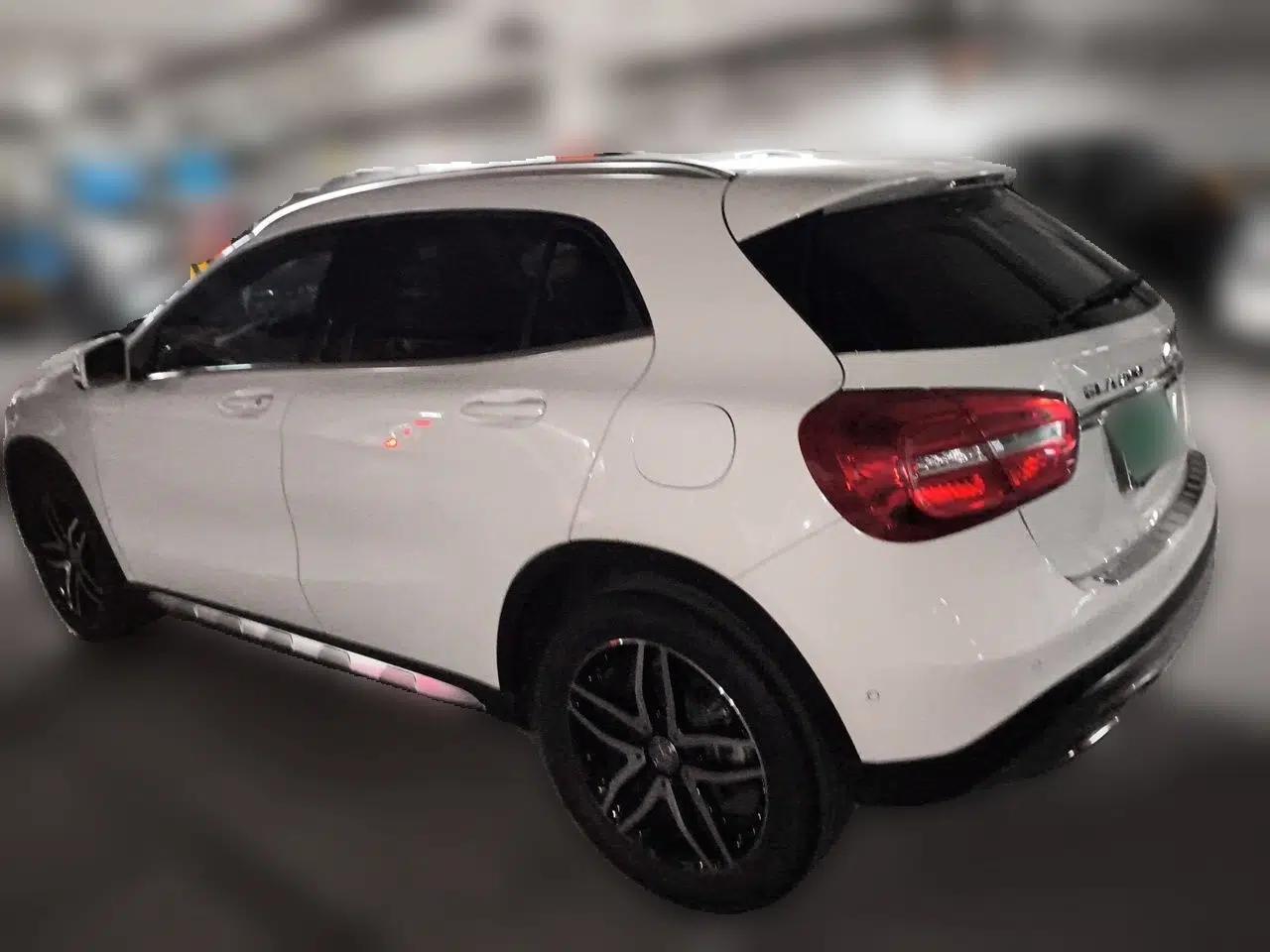 Mercedes-Benz GLA 2015 GLA 200 Fashion Model — миниатюра 4