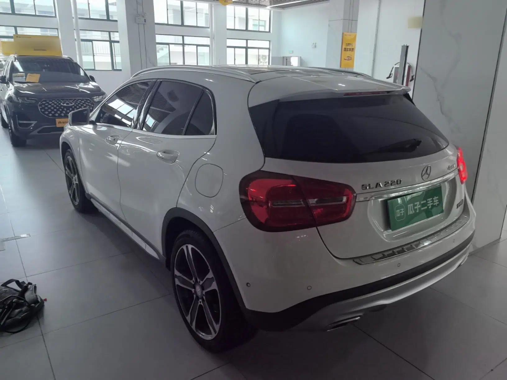 Mercedes-Benz GLA 2016 GLA 220 4MATIC Luxury Model — миниатюра 13