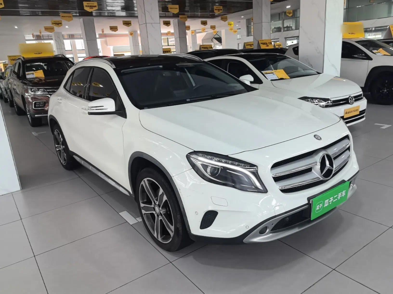 Mercedes-Benz GLA 2016 GLA 220 4MATIC Luxury Model — миниатюра 3