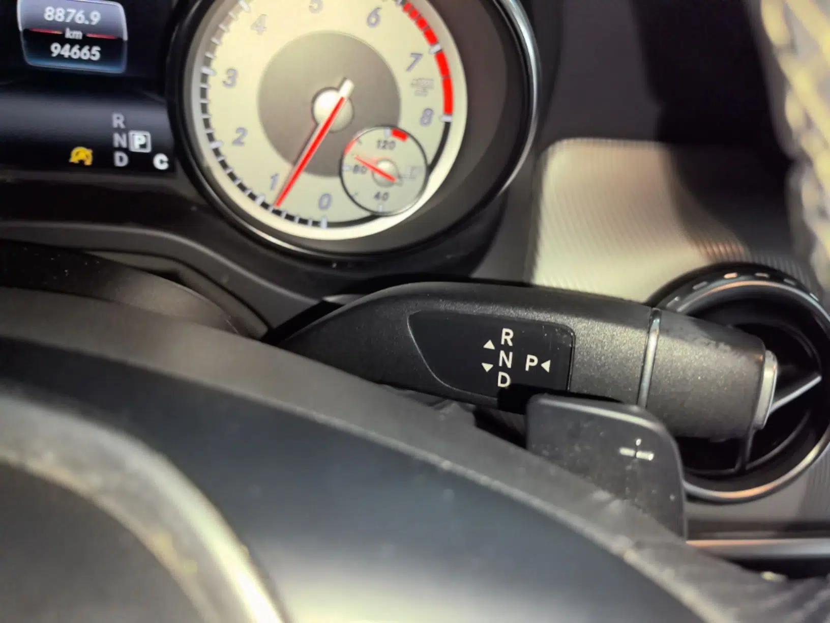 Mercedes-Benz GLA 2016 GLA 220 4MATIC Luxury Model — миниатюра 21