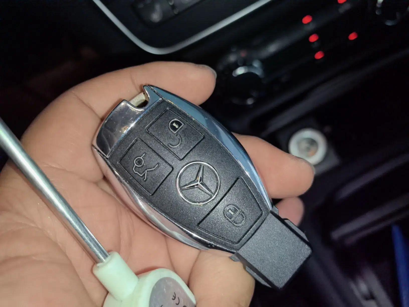 Mercedes-Benz GLA 2016 GLA 220 4MATIC Luxury Model — миниатюра 28