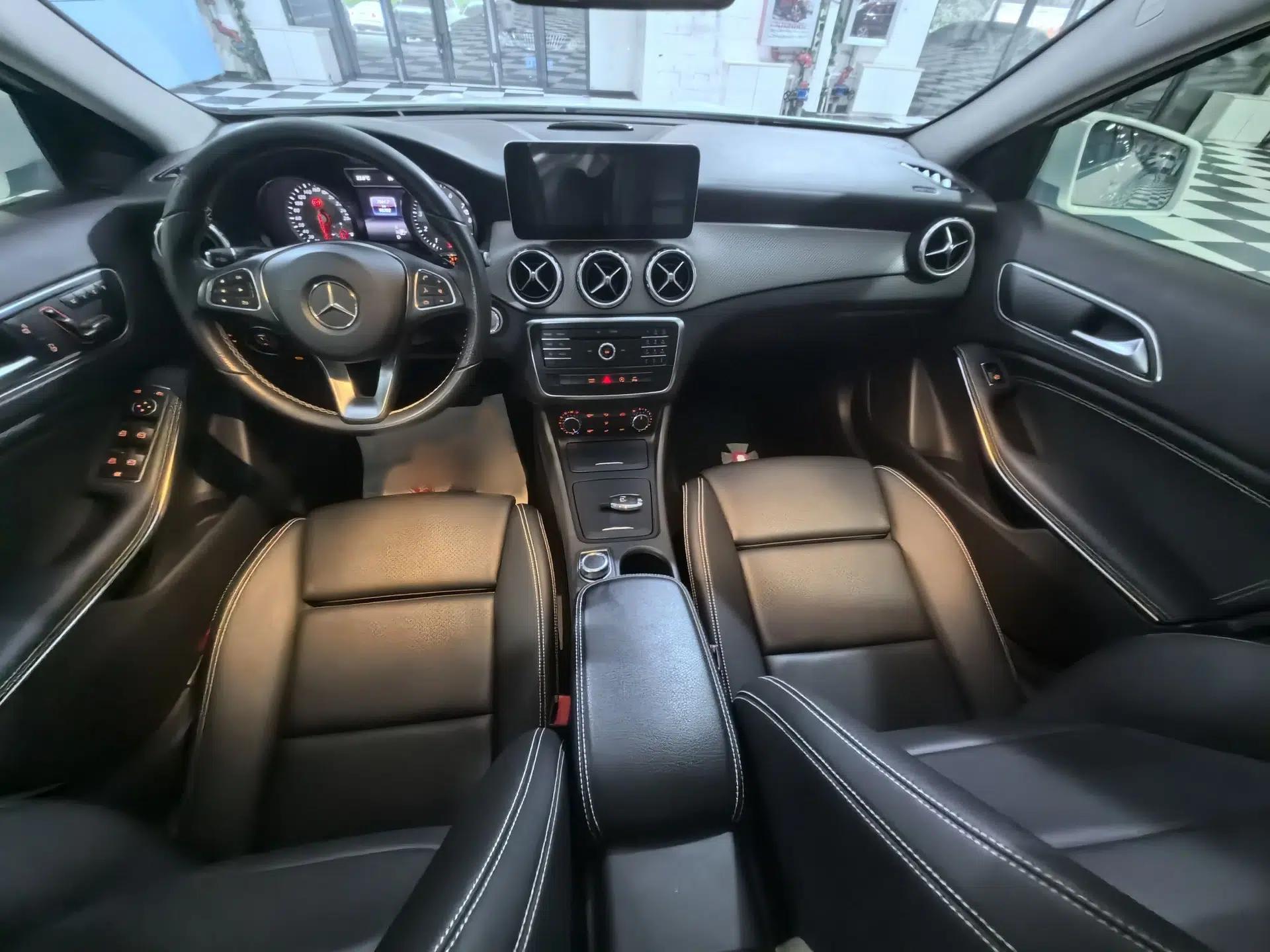 Mercedes-Benz GLA 2016 GLA 200 Sport Edition — миниатюра 12