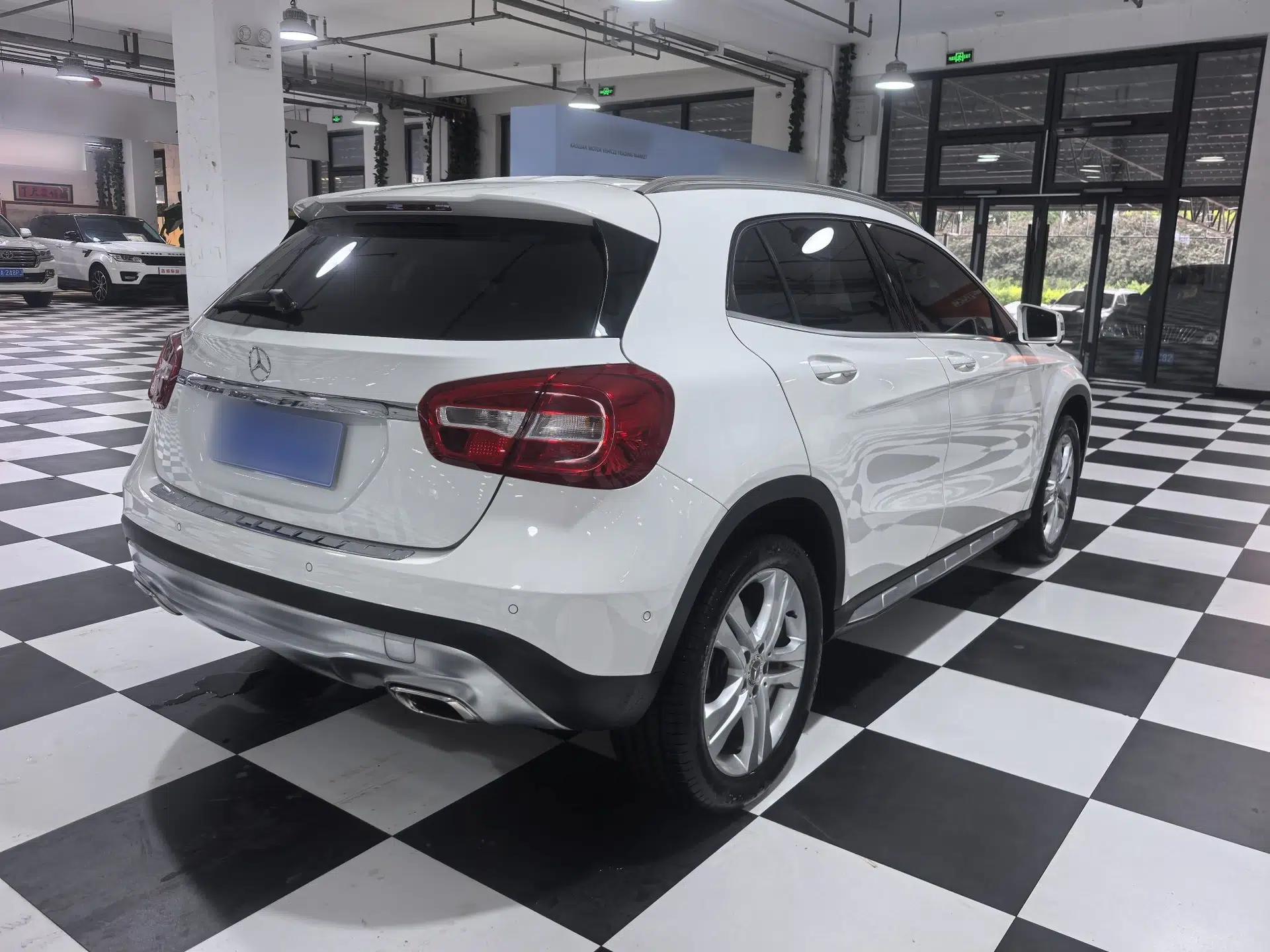 Mercedes-Benz GLA 2016 GLA 200 Sport Edition — миниатюра 6