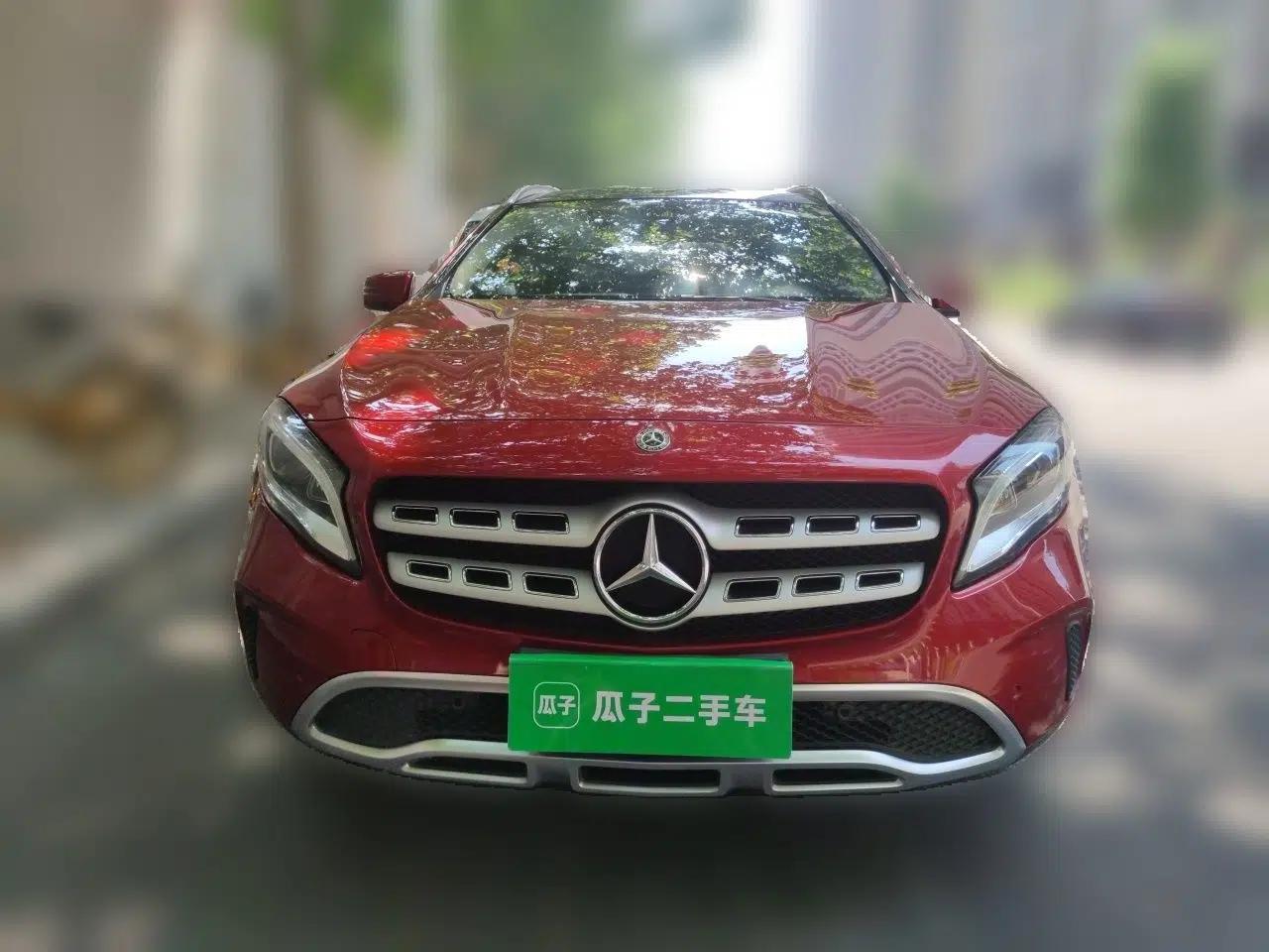 Mercedes-Benz GLA 2017 GLA 200 Fashion Model — миниатюра 2