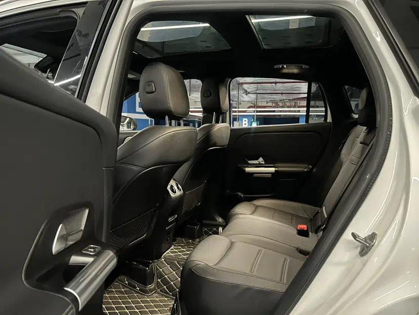 Mercedes-Benz GLA 2023 GLA 200 — миниатюра 17