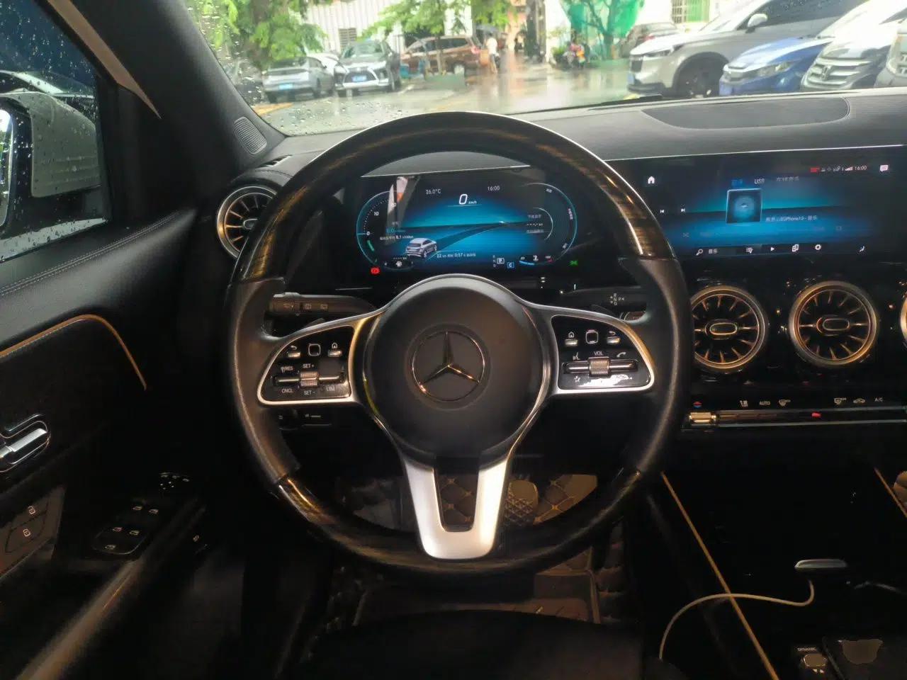 Mercedes-Benz GLA 2022 GLA 200 — миниатюра 10
