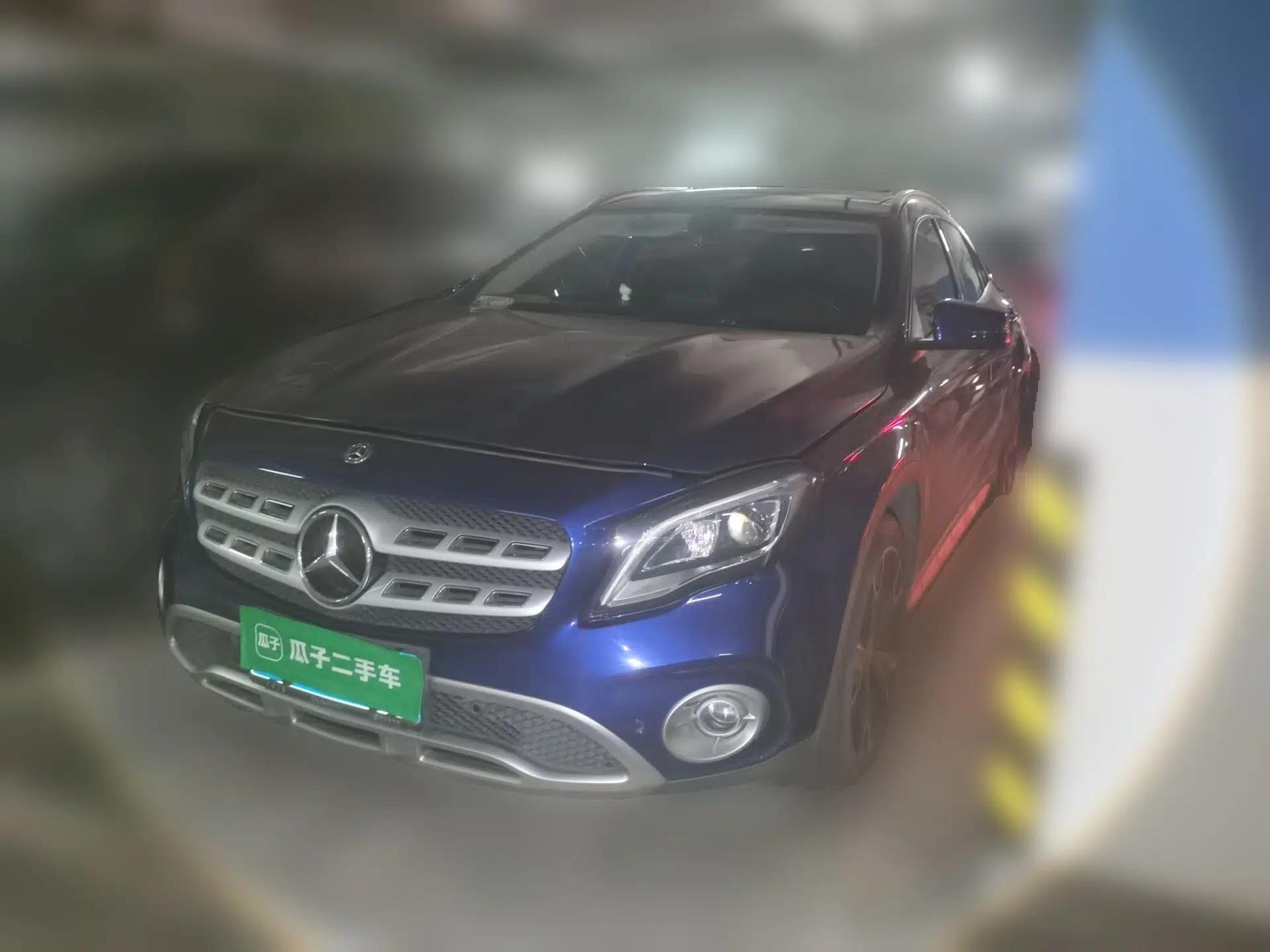 Mercedes-Benz GLA 2017 GLA 220 4MATIC Fashion Model — миниатюра 1