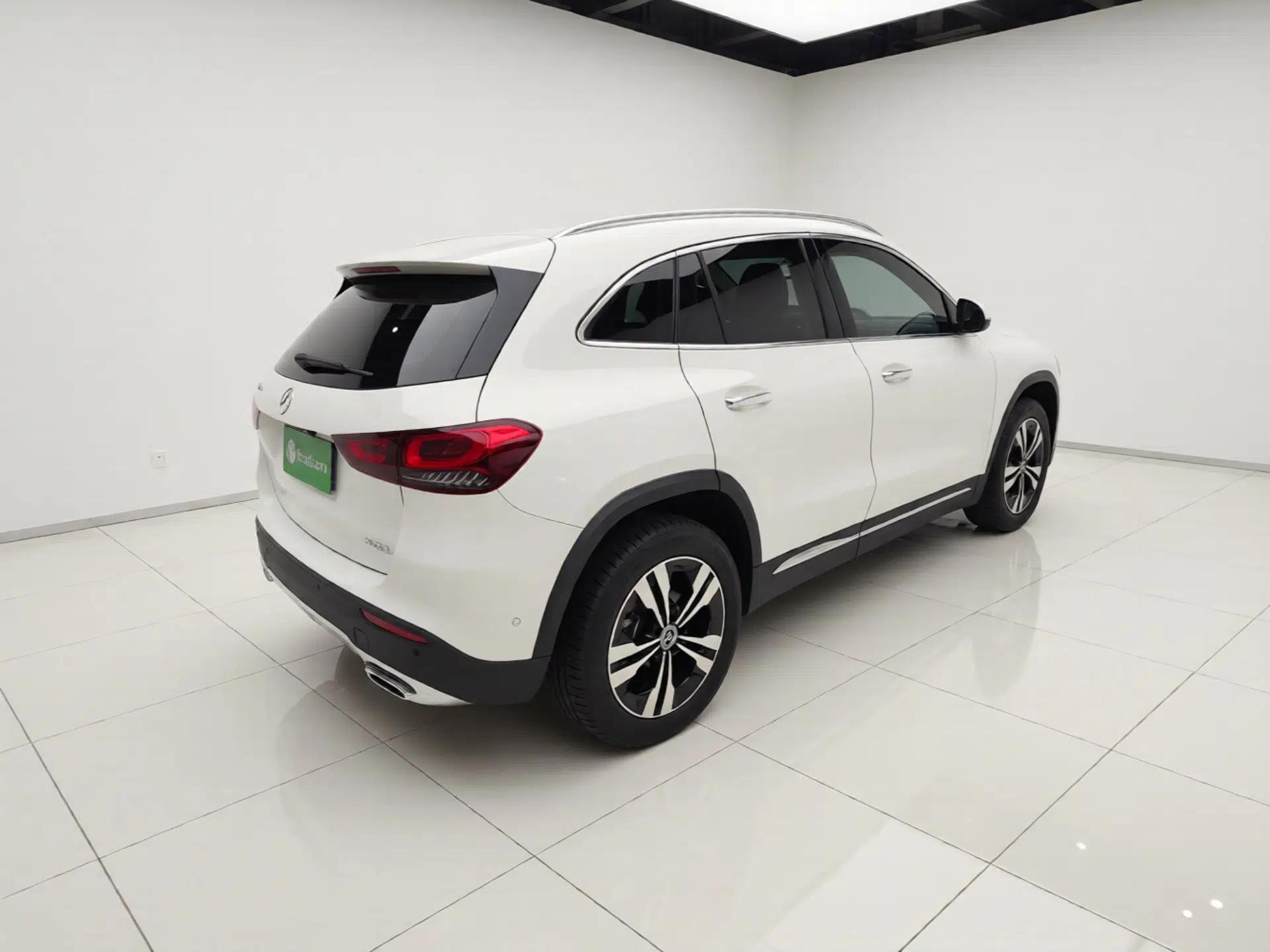 Mercedes-Benz GLA 2023 GLA 220 — миниатюра 6