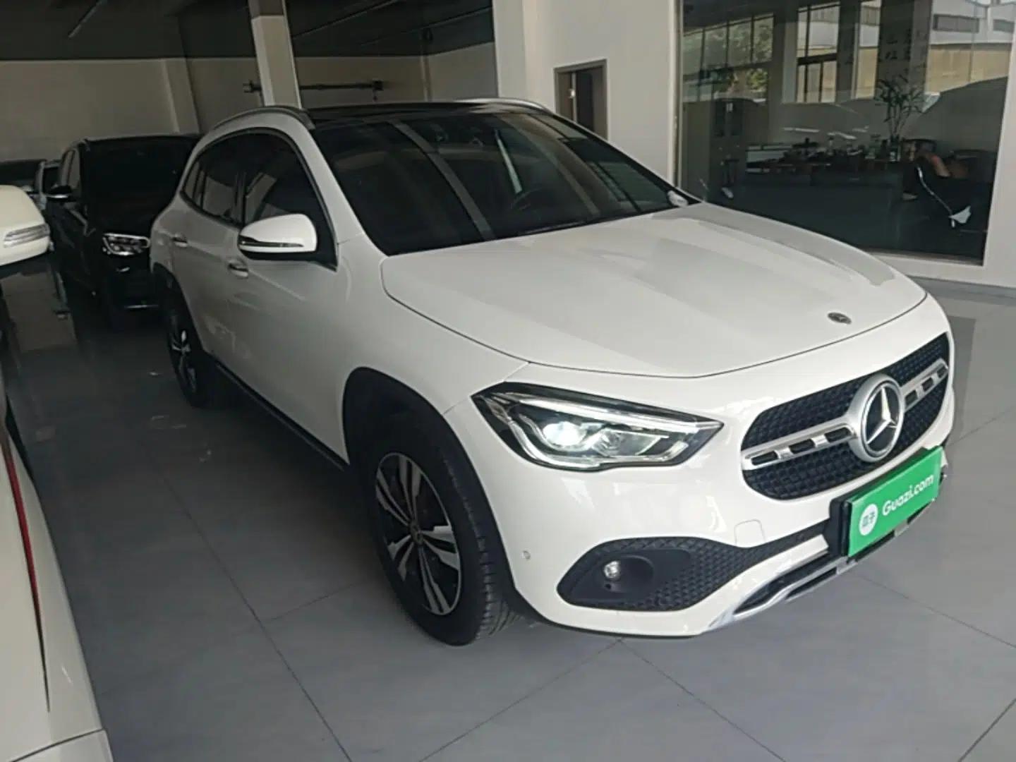 Mercedes-Benz GLA 2022 Facelifted GLA 200 — миниатюра 12
