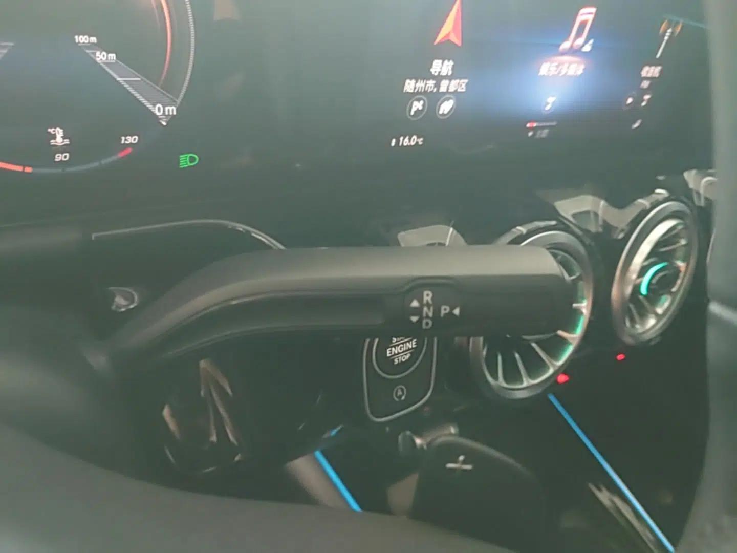 Mercedes-Benz GLA 2022 Facelifted GLA 200 — миниатюра 21