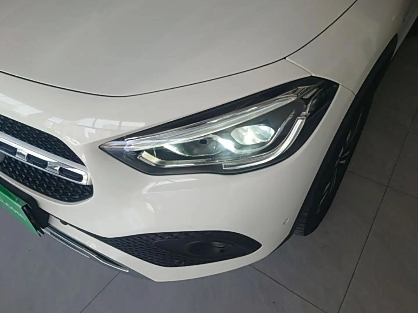 Mercedes-Benz GLA 2022 Facelifted GLA 200 — миниатюра 8