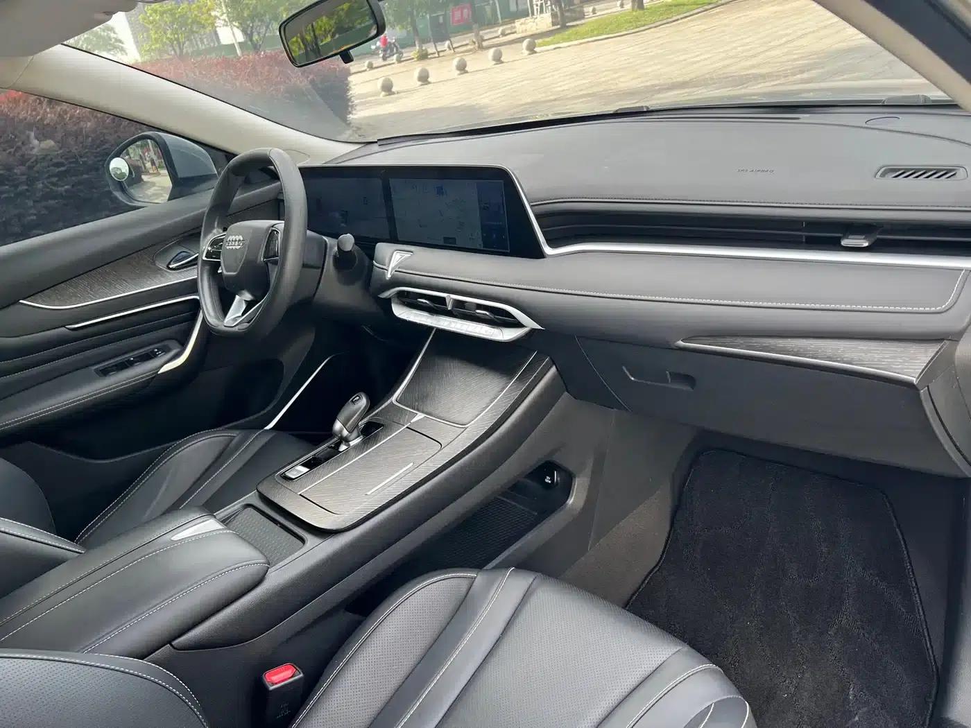 Venucia V2021 260T Idol Edition — миниатюра 12