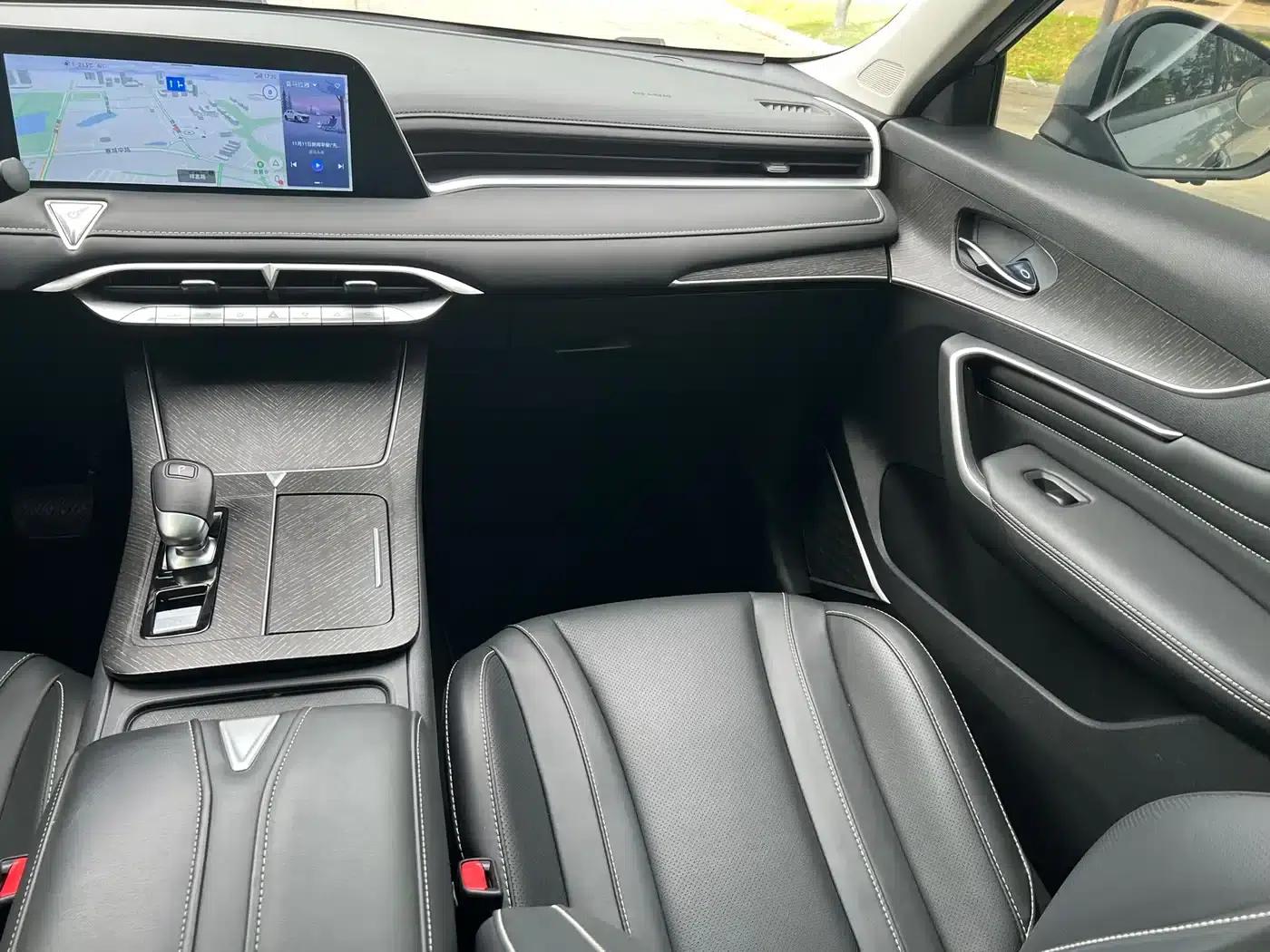 Venucia V2021 260T Idol Edition — миниатюра 16