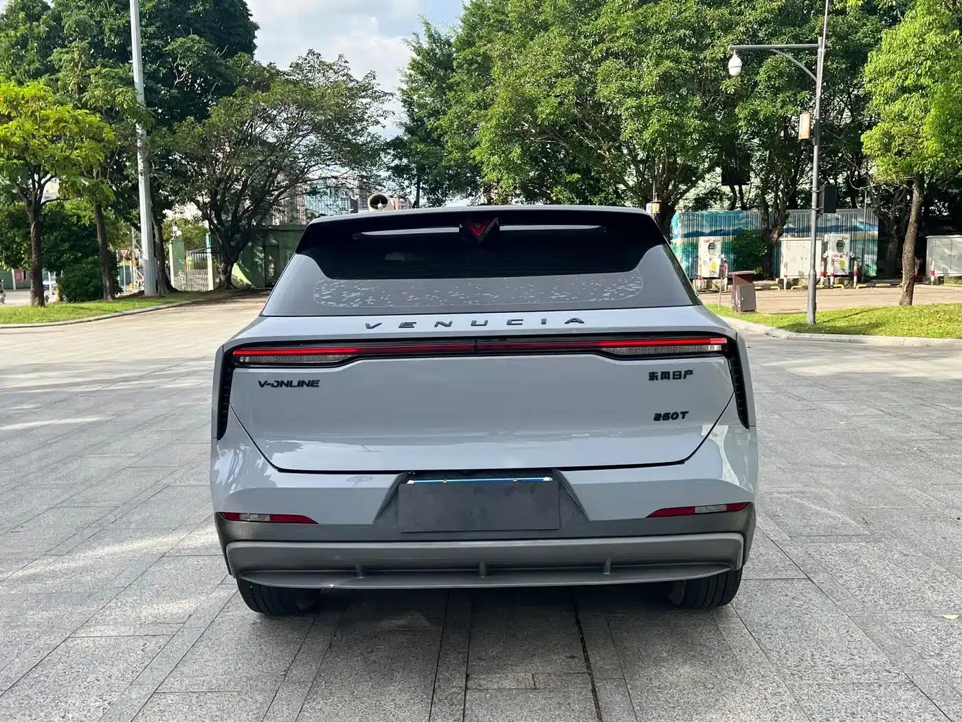 Venucia V2021 260T Idol Edition — миниатюра 7