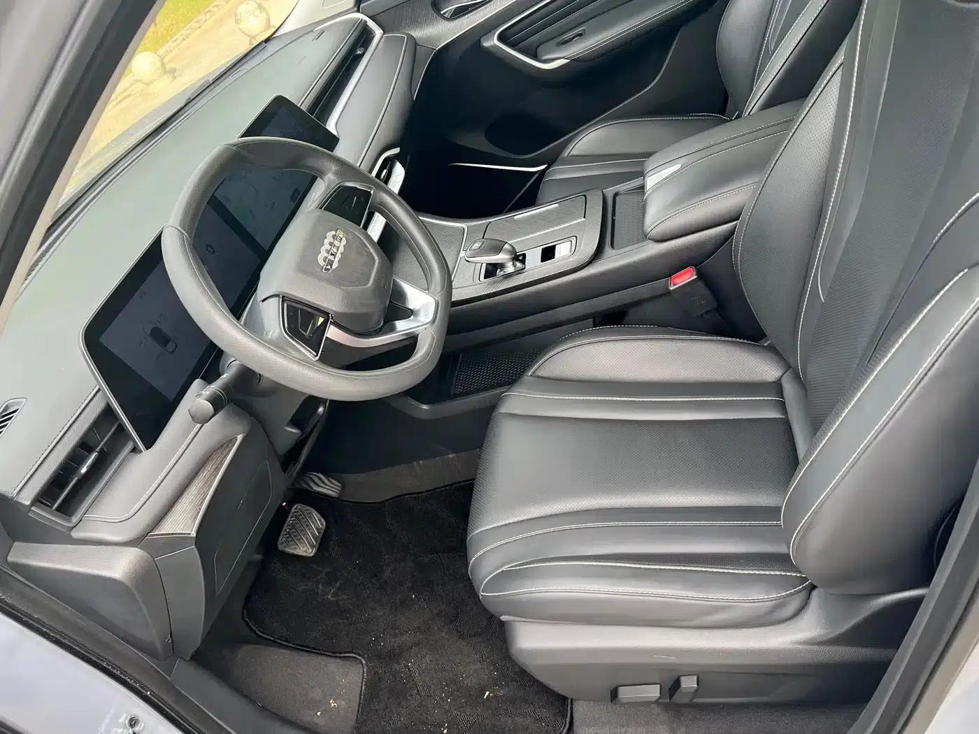 Venucia V2021 260T Idol Edition — миниатюра 9