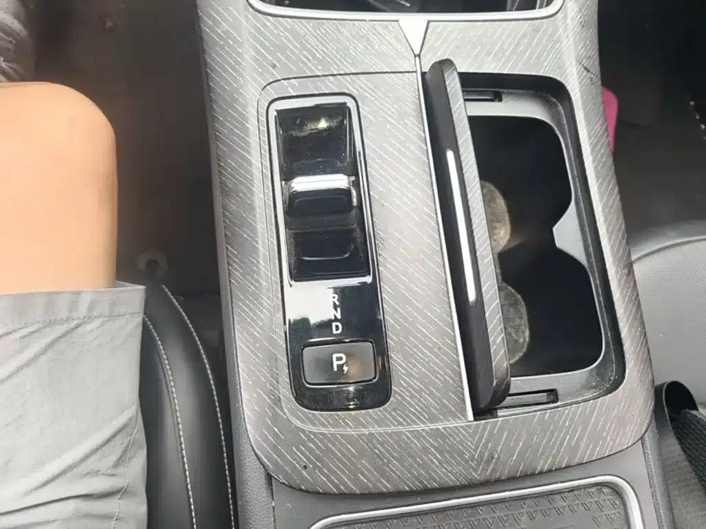 Venucia V DD-i 2023 Model 110km iE Edition — миниатюра 21
