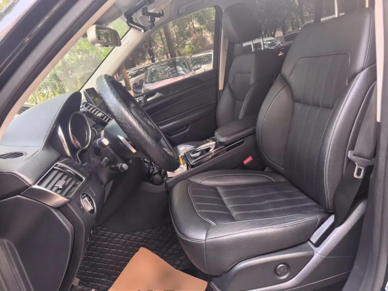 Mercedes-Benz GLS Mercedes-Benz GLS 2017 model, GLS 450 4MATIC, 3.0-liter engine, seven seats, gasoline-powered, automatic transmission. — миниатюра 15