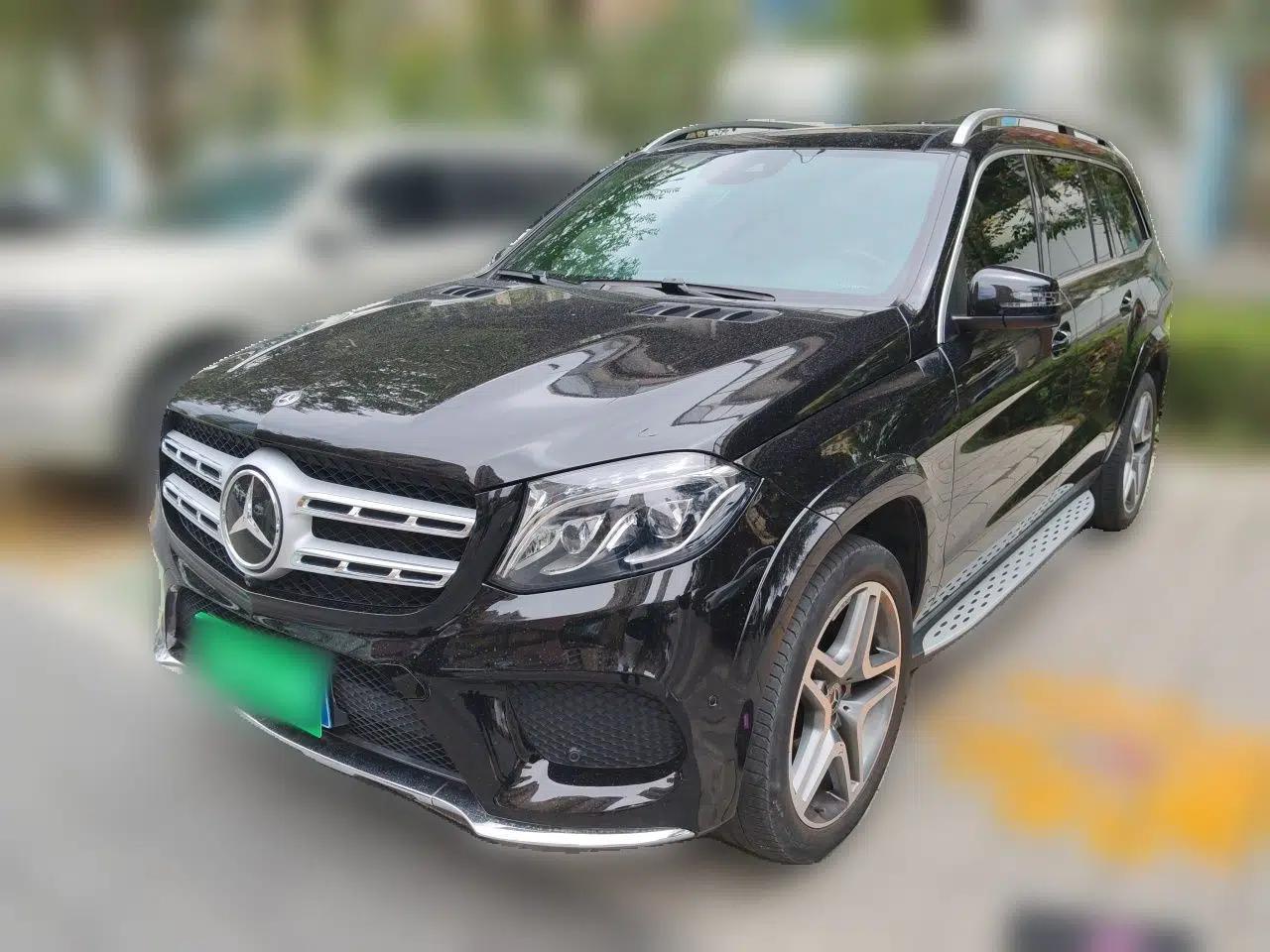 Mercedes-Benz GLS Mercedes-Benz GLS 400, luxury model, 3.0-liter engine, seven seats — миниатюра 1