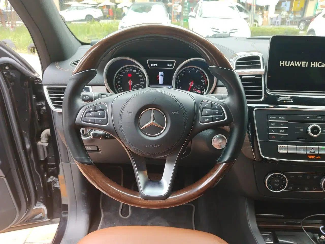 Mercedes-Benz GLS Mercedes-Benz GLS 400, luxury model, 3.0-liter engine, seven seats — миниатюра 10