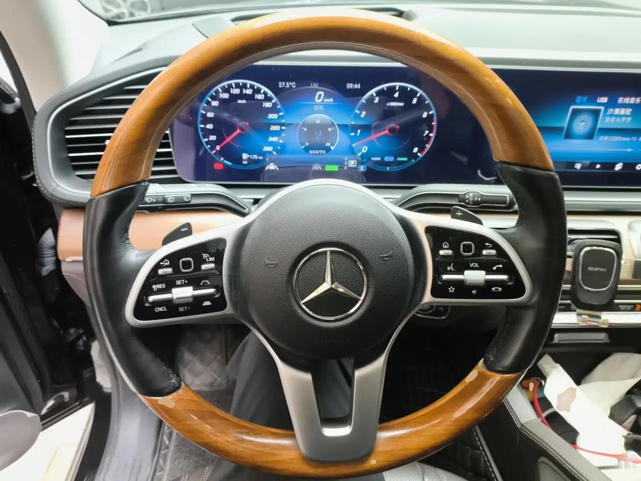 Mercedes-Benz GLS 2021 Facelift GLS 450 4MATIC Luxury Edition — миниатюра 10