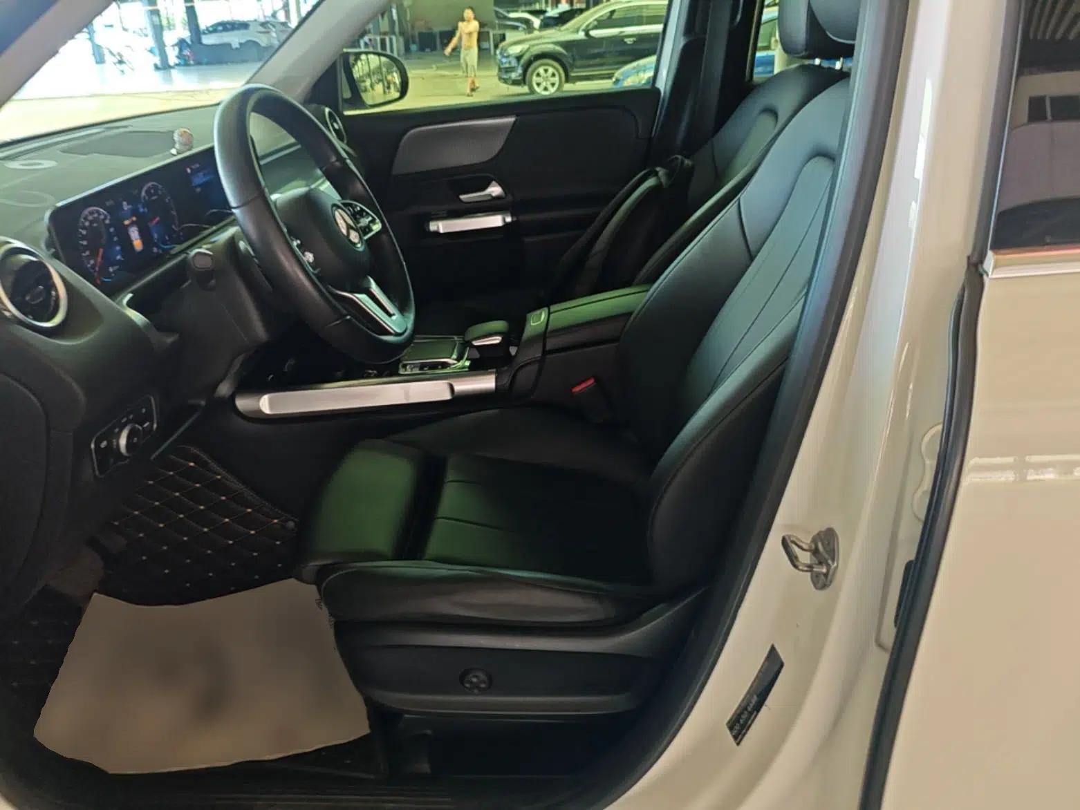 Mercedes-Benz GLB 2020 GLB 200 Dynamic Edition — миниатюра 17