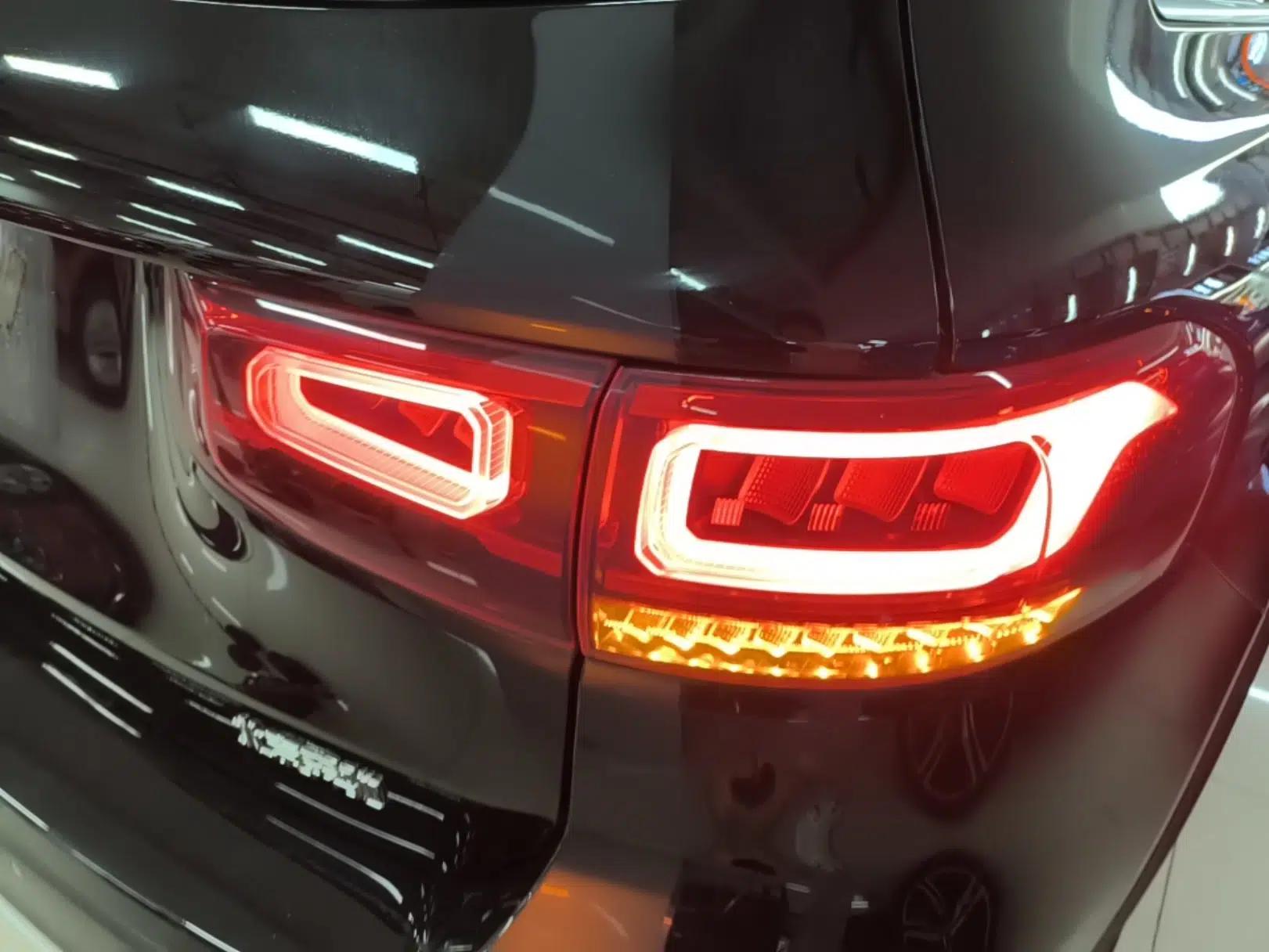 Mercedes-Benz GLB 2022 Refresh GLB 200 Dynamic Edition — миниатюра 9