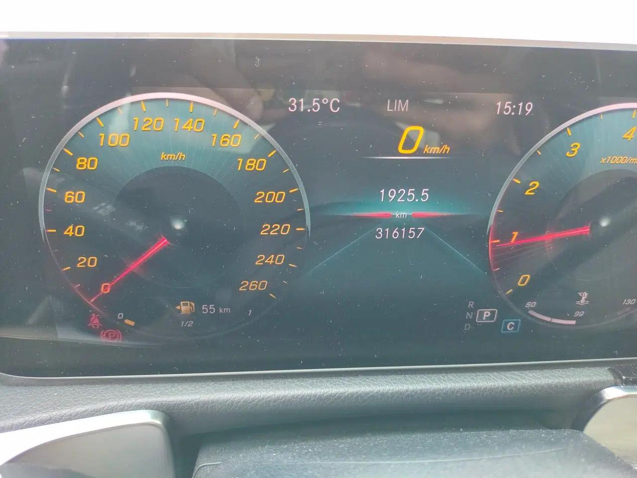 Mercedes-Benz GLB 2020 GLB 200 Dynamic Edition — миниатюра 12