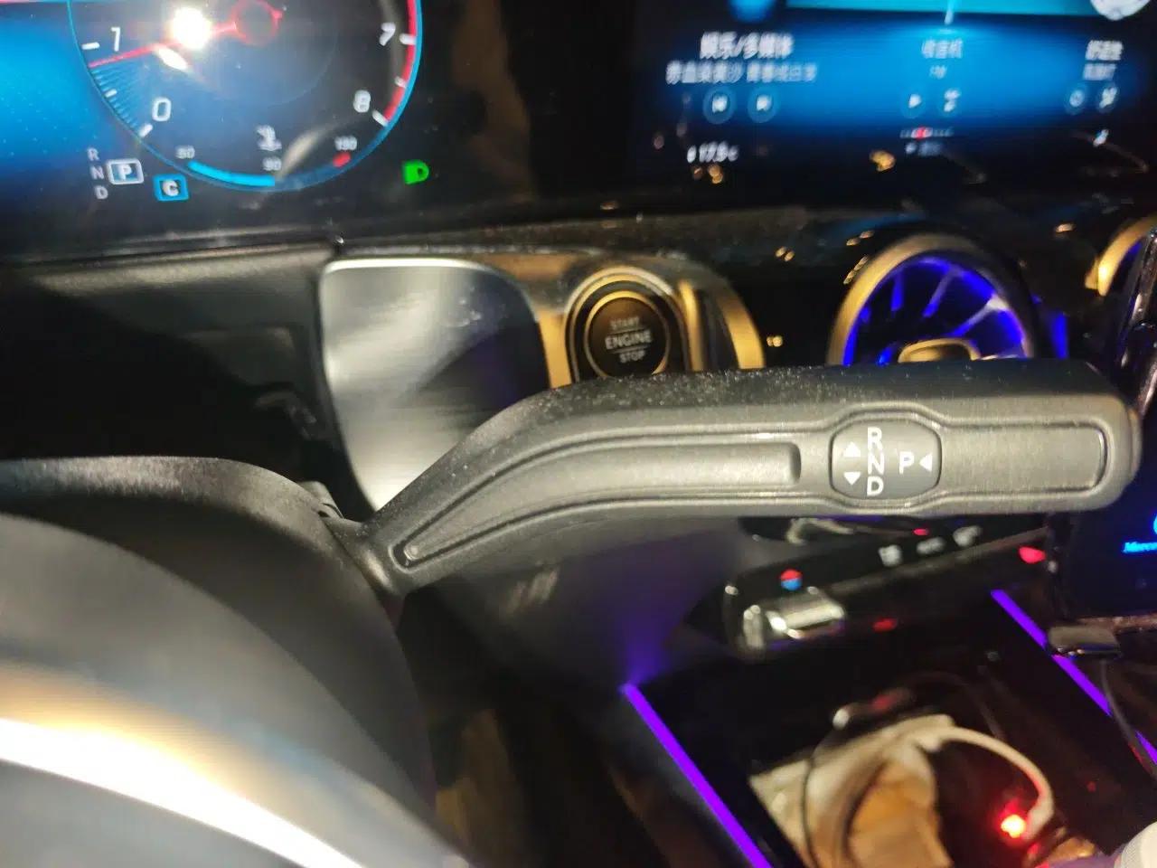 Mercedes-Benz GLB 2022 GLB 200 Dynamic Edition — миниатюра 14